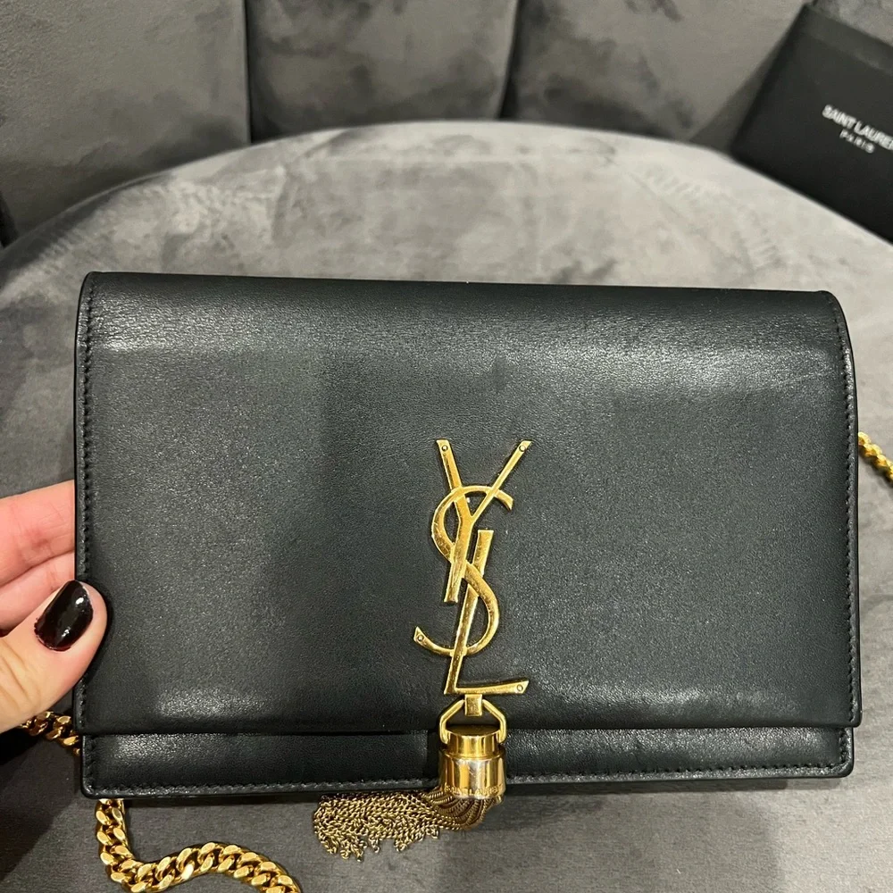 Yves Saint Laurent Kate Monogram Tassel crossbody bag - Picture 7 of 16